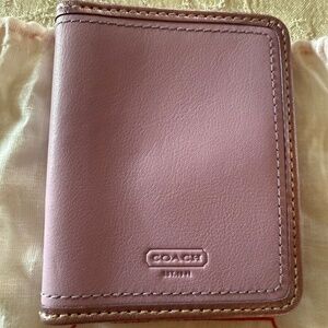 NEW RARE Coach leather Travel Photo case-Lilac w/embossed Logo